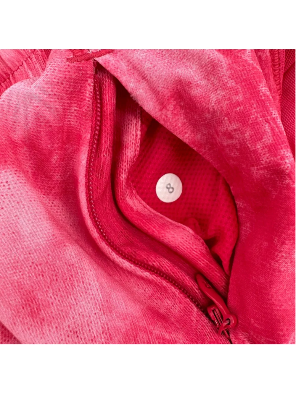 Lululemon Beat The Heat Short Tidal Boom Juice Size 8 Red Pink Tie Dye